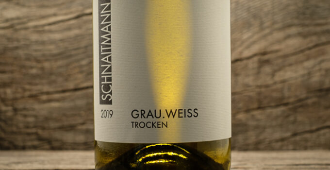 GRAU.WEISS 2019 – Weingut Schnaitmann