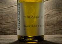Bergmandel Sauvignon blanc 2020 – Weingut Schnaitmann