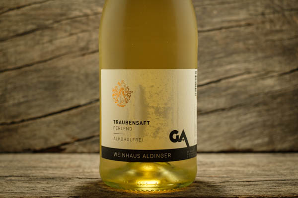 Traubensaft perlend - alkoholfrei - Weinhaus Aldinger