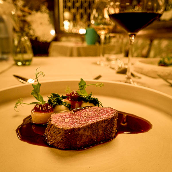 Hirsch - Pastinake - Preiselbeeren - Petersilie